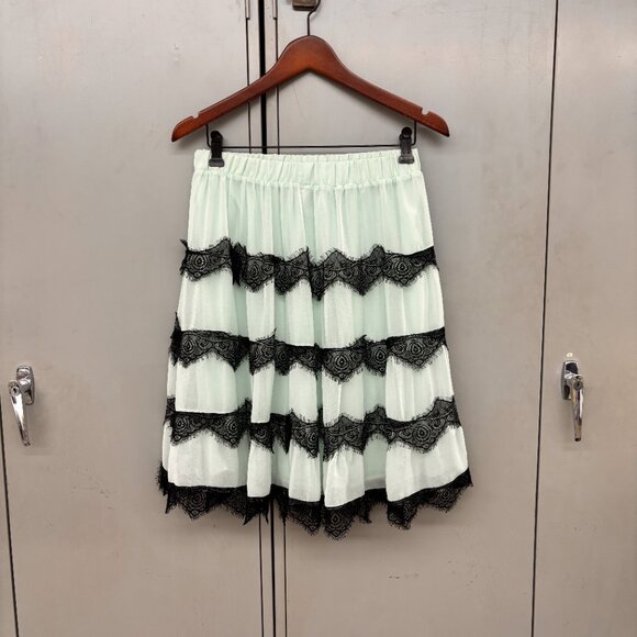 Downeast Women’s Mini Tulle & Lace Skirt Pastel Mint Green Size S - Picture 2 of 10